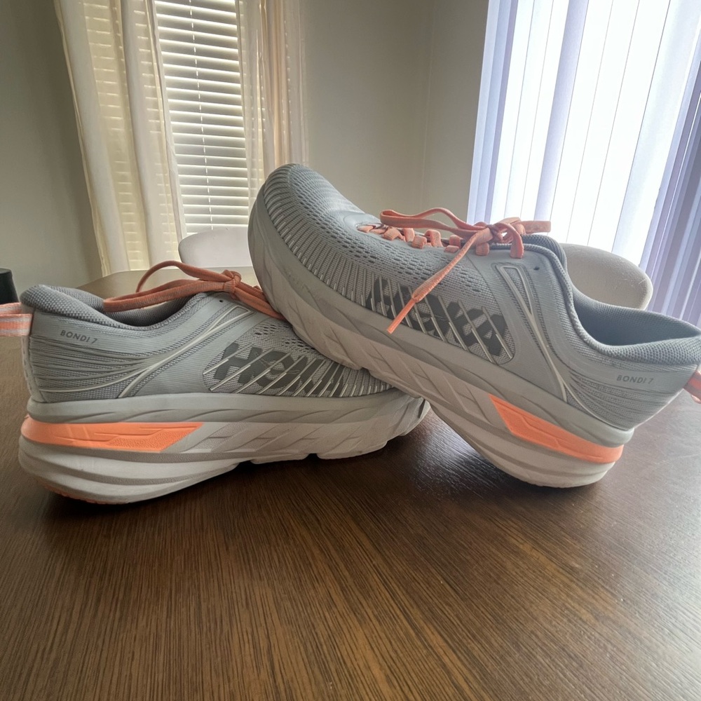 Hoka One One Bondi 7 Running Shoes